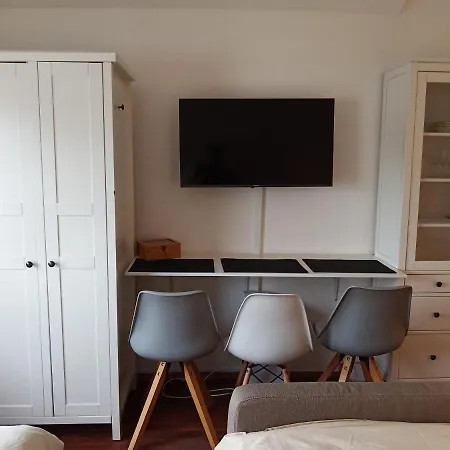 Gemuetliches Apartment Mit 3 Boxspringbetten + Wlan Appartamento Osnabrück