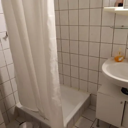 Gemuetliches Apartment Mit 3 Boxspringbetten + Wlan *