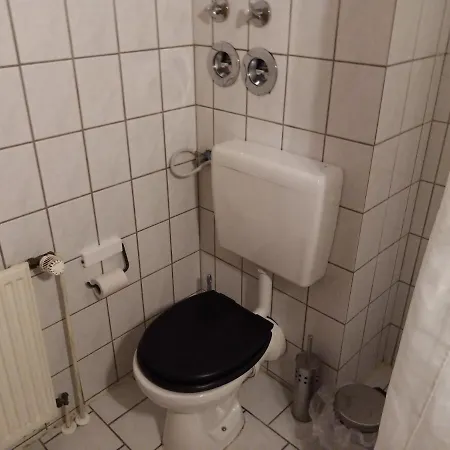 Gemuetliches Apartment Mit 3 Boxspringbetten + Wlan *